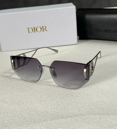 Óculos Dior Italiana - comprar online