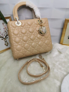Bolsa Lady Dior Bege Média Italiana