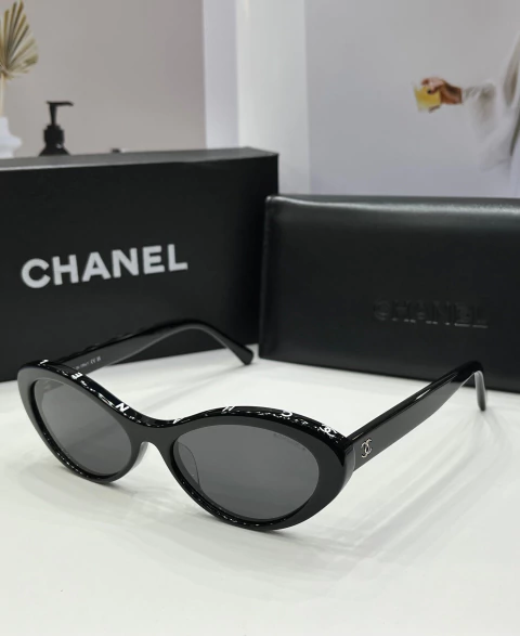 Óculos Chanel Preto Italiana - comprar online