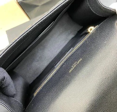Bolsa YSL Envelope Preta Com Dourado Italiana - Bolsas e Grife