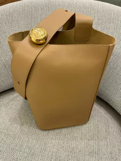 Bolsa Loewe Bucket Pebble Caramelo - comprar online