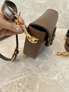 Bolsa Gucci Horsebit 1955 Mini Marrom Italiana na internet