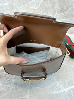 Bolsa Gucci Horsebit 1955 Mini Marrom Italiana