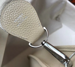Bolsa Tiracolo Hermès Evelyne III Bege Italiana na internet