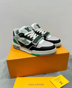 Tênis Louis Vuitton Trainer Branco, Verde e Preto Italiana