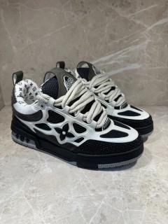 Tênis Louis Vuitton Trainer Preto e Branco - comprar online