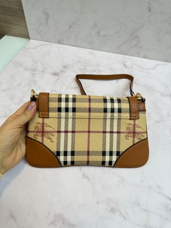 Bolsa Burberry Pequena Caramelo Italiana na internet