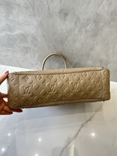 Bolsa Louis Vuitton Trianon Cinza Monogram Empreinte Italiana - loja online