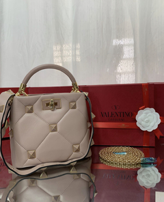 Bolsa VLTN Quilted Roman Nude Italiana