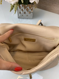 Bolsa Chanel 19 Bege - loja online