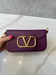 Bolsa VLTN Locò Roxa Pequena Italiana na internet