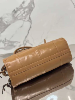 Imagem do Bolsa Prada Bonnie Média Caramelo