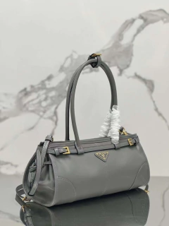 Bolsa Prada Bonnie Média Cinza - comprar online