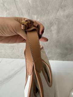 Bolsa Prada Tote Média em Mescla de Linho e Couro - Bolsas e Grife