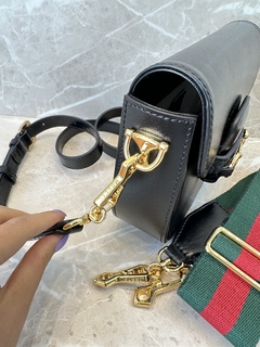 Bolsa Gucci Horsebit 1955 Mini Preta Italiana na internet