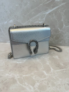 Bolsa Gucci Dionysus Mini Prata Italiana - comprar online