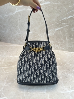 Bolsa Dior C’est Média Italiana