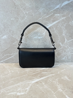 Bolsa VLTN Locò Preta Brilhante Pequena Italiana - comprar online