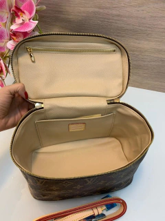 Frasqueira Bolsa Nice Louis Vuitton Monogram Italiana - Bolsas e Grife