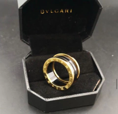 Anel Bulgari Largo Dourado e Preto Italiana