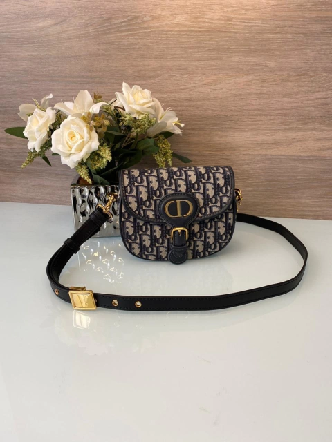 Bolsa Dior Bobby Pequena Italiana