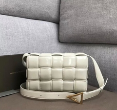 Bolsa Bottega Veneta Cassette Off White Italiana