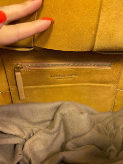 Bolsa Bottega Veneta Pequeno Arco Caramelo Italiana - loja online