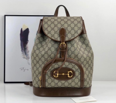 Mochila Gucci Horsebit 1955 GG Supreme Marrom Italiana
