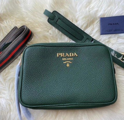 Bolsa de Ombro em Couro Daino Verde Italiana