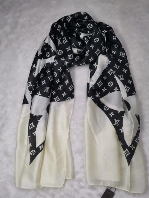 Lenço Louis Vuitton Monogram Seda Italiana
