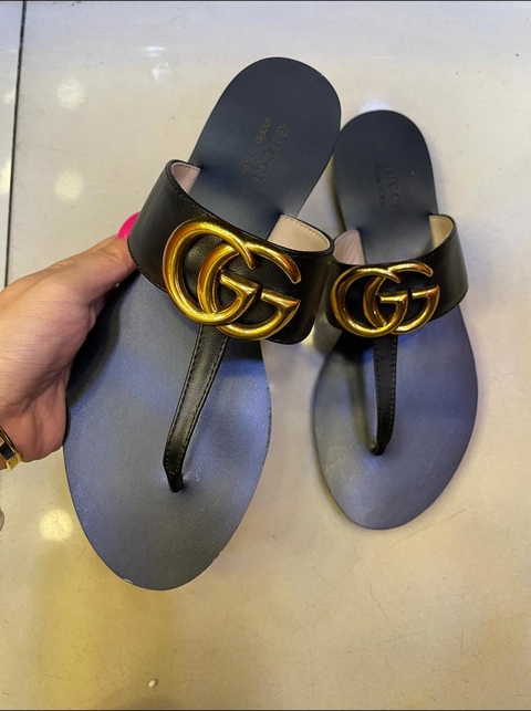 Rasteira Gucci Double G Preta