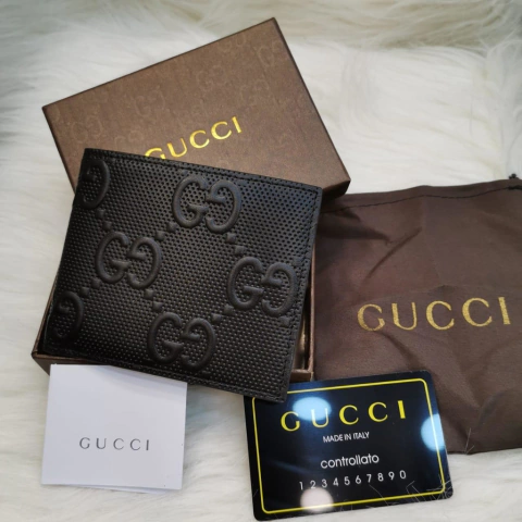 Carteira Gucci GG Supreme de Couro Italiana