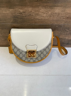 Bolsa Gucci de Ombro Padlock Bege Italiana