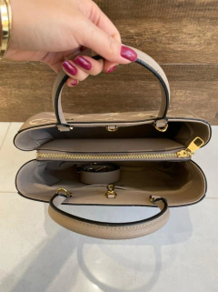 Bolsa Louis Vuitton Montaigne MM Empreinte Bicolor Italiana - comprar online