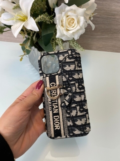 Case Dior Saddle Iphone 12 e 12 Pro Max Bordada Italiana