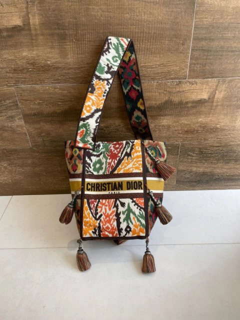 Bolsa Bucket Dior D-Bubble Colorida Italiana