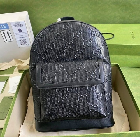 Mochila Gucci Embossed GG Preta Italiana