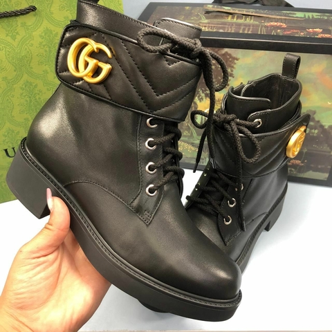 Bota Gucci Double G Preta Italiana