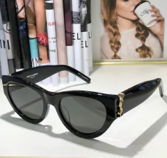 Óculos de Sol Saint Laurent Preto Italiana