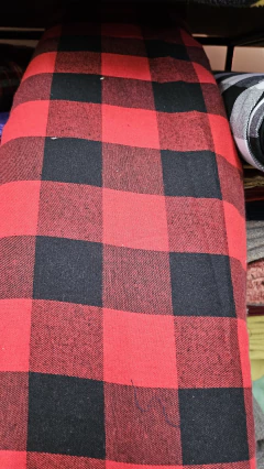 Vívela escocés estampado. en internet