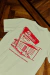 REMERA CLUB DH BUFFET BLANCA Y ROJA en internet