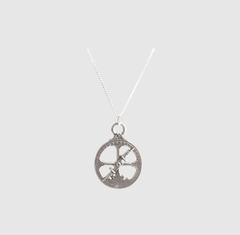 Imagen de Colgante con cadena miniatura Instrumentos científicos antiguos