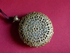 Brújula de bolsillo metal - Hemisferium en internet