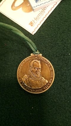 Colgante Reloj Felipe II - Hemisferium - comprar online