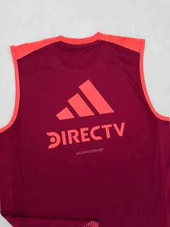 MUSCULOSA DE ENTRENAMIENTO BORDO 2025 en internet