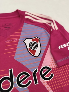 CAMISETA DE ARQUERO FUCSIA 2025 - LPF