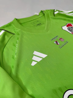 CAMISETA DE ARQUERO VERDE 2024 (Supercopa vs Estudiantes) en internet