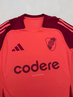 REMERA DE ENTRENAMIENTO SALMÓN 2025 - Colección RP