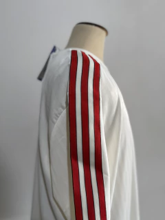 NUEVA REMERA DE SALIDA ICON 2025 - CREMITA / OFF WHITE