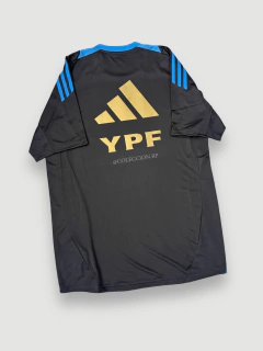 Imagen de REMERA DE ENTRENAMIENTO NEGRA ARGENTINA AFA 2024